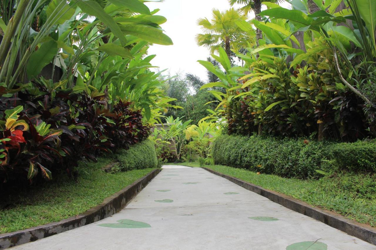 Senetan Villas And Spa Resort Ubud  Ruang foto